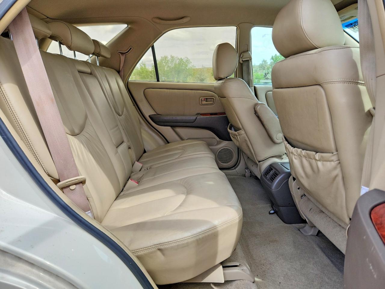 2000 LEXUS RX300