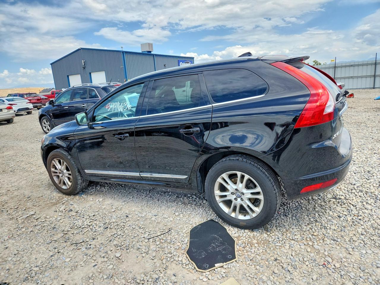 2015 VOLVO XC60