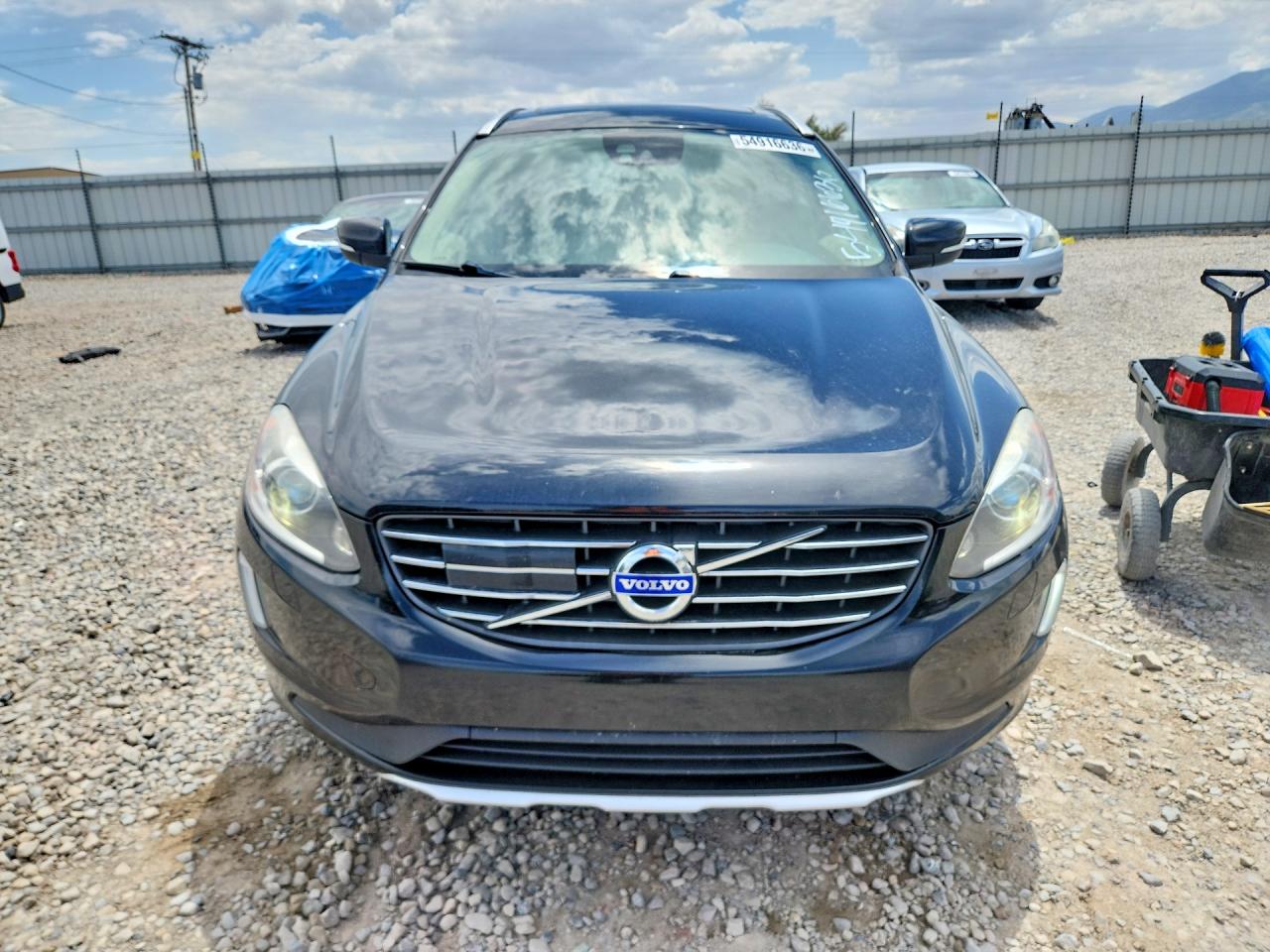 2015 VOLVO XC60
