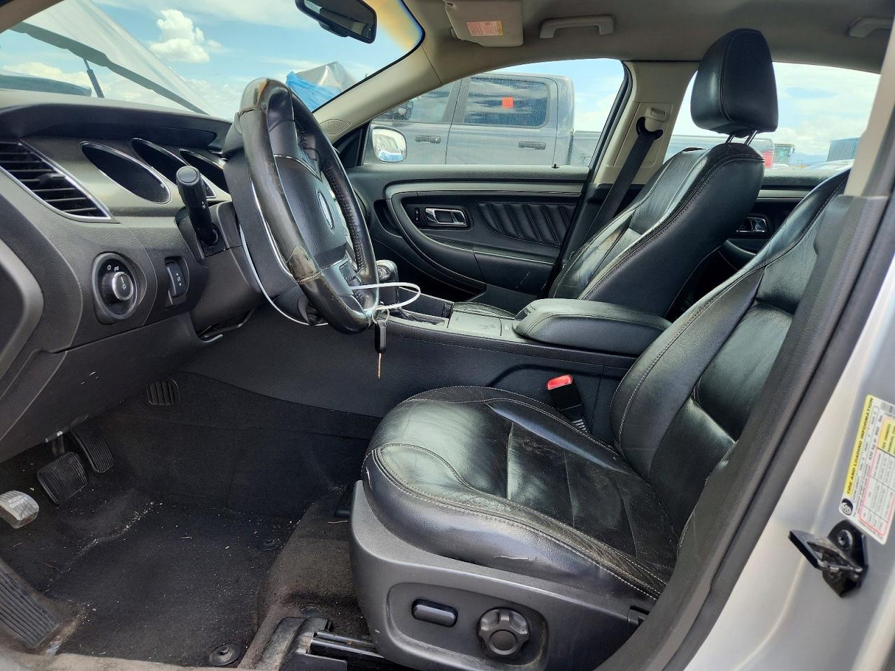 2011 FORD TAURUS