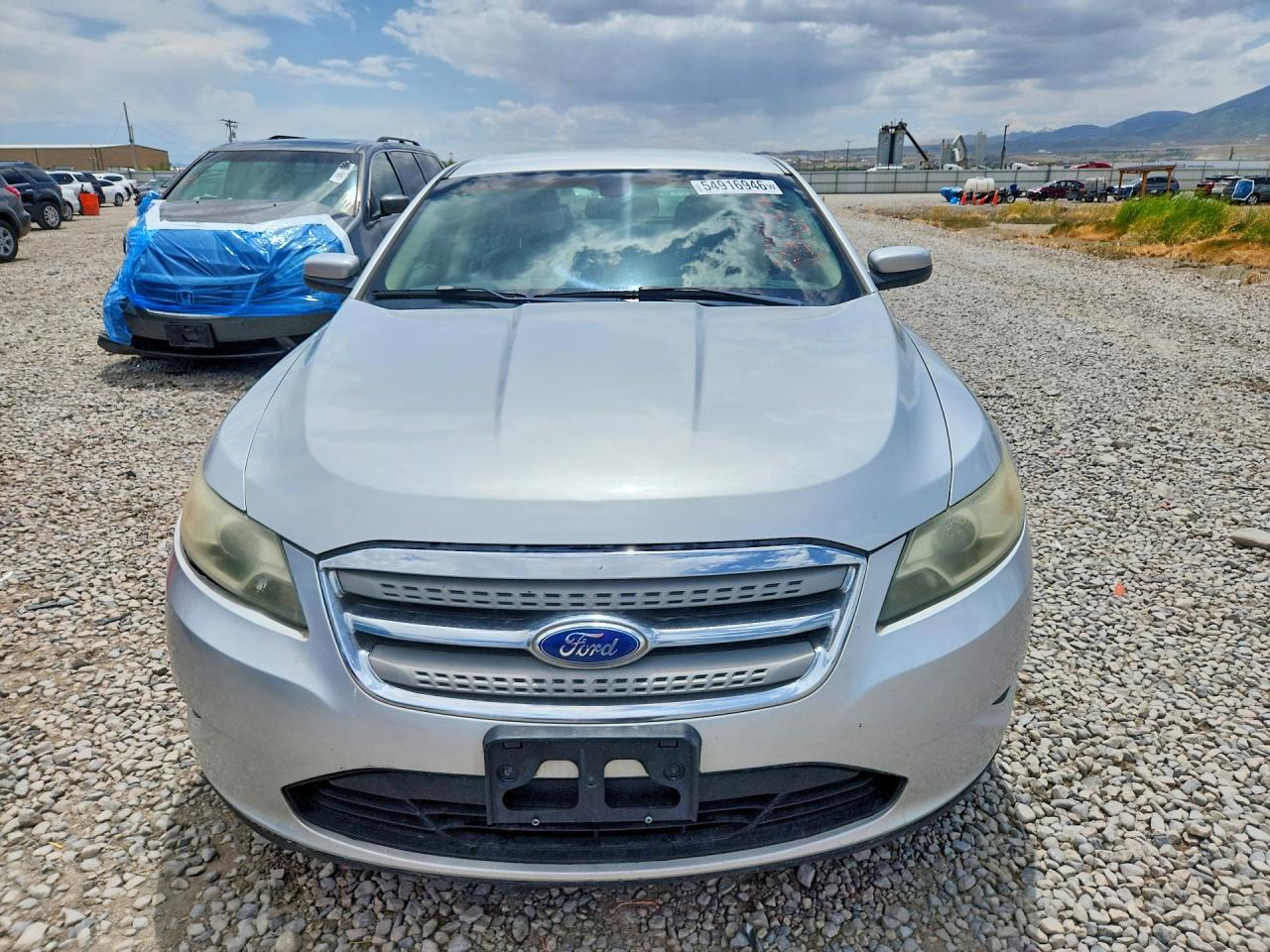 2011 FORD TAURUS