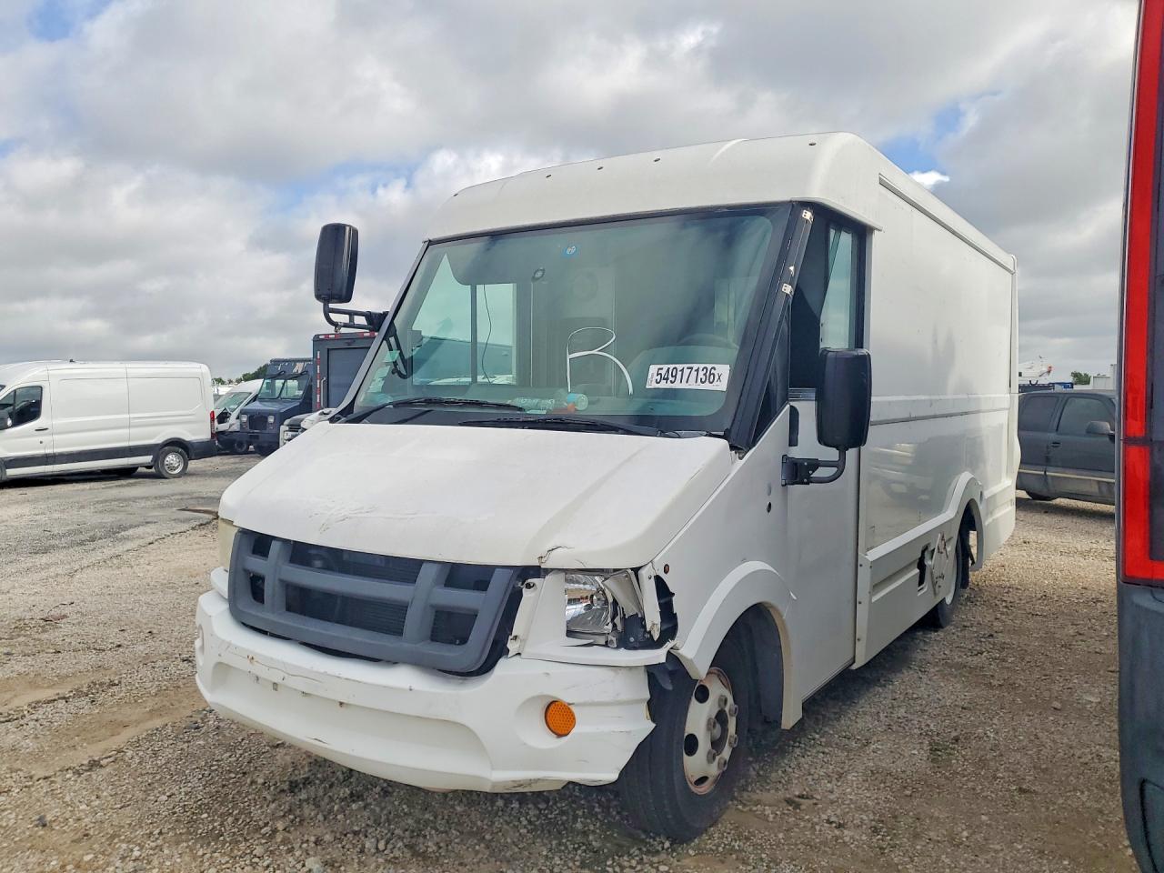 2012 ISUZU NPR