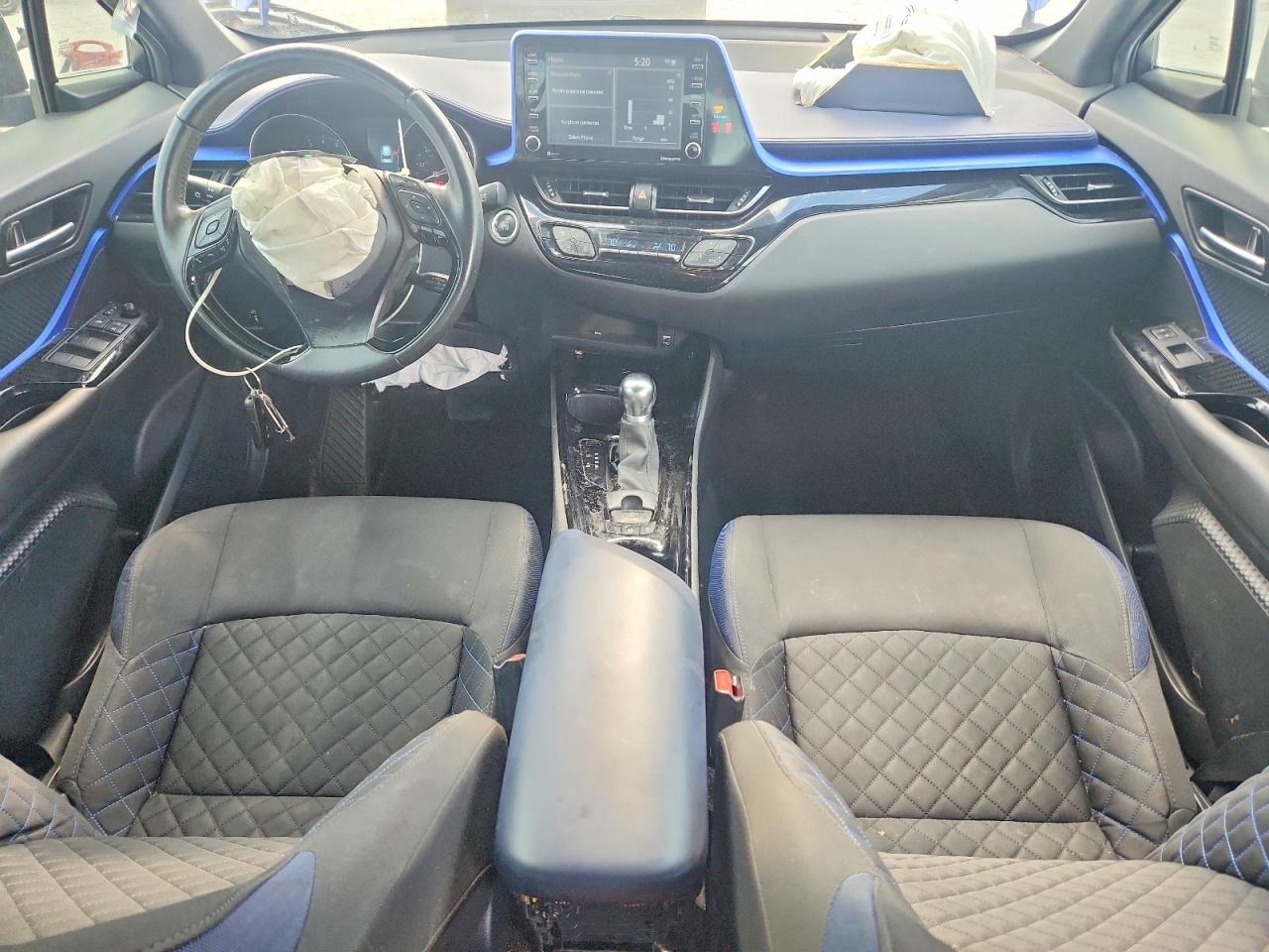 2021 TOYOTA C-HR