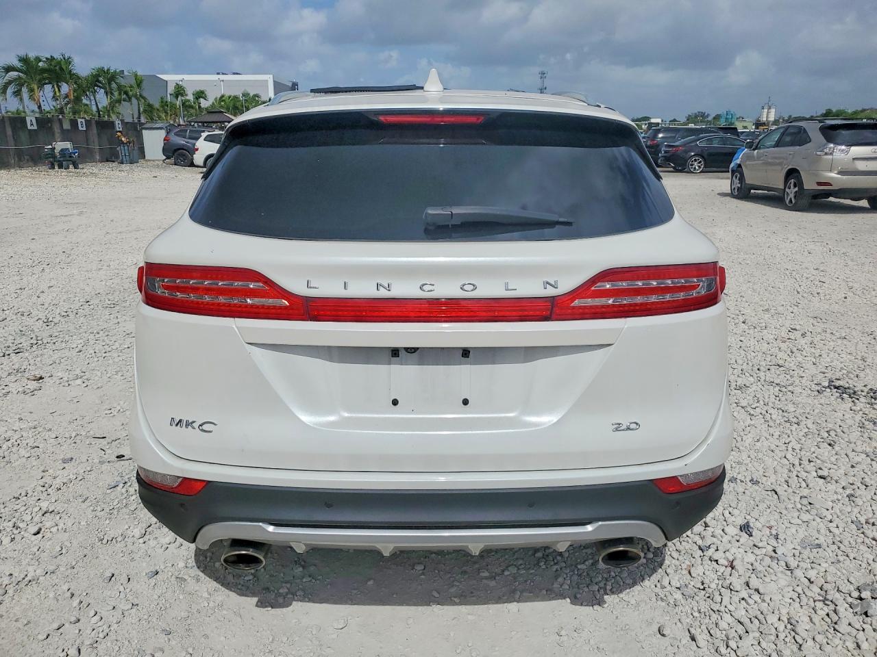 2017 LINCOLN MKC