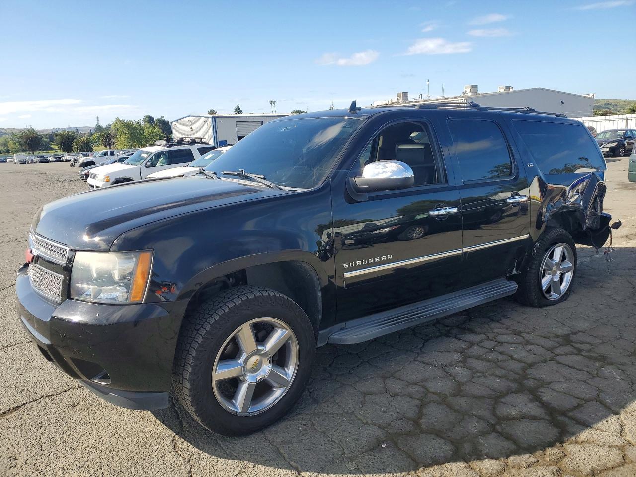 2013 CHEVROLET SUBURBAN
