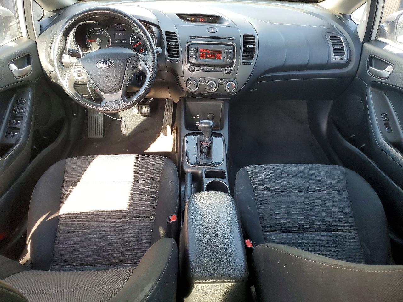 2017 KIA FORTE