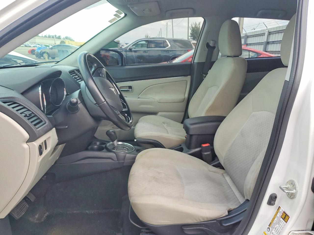 2017 MITSUBISHI OUTLANDER