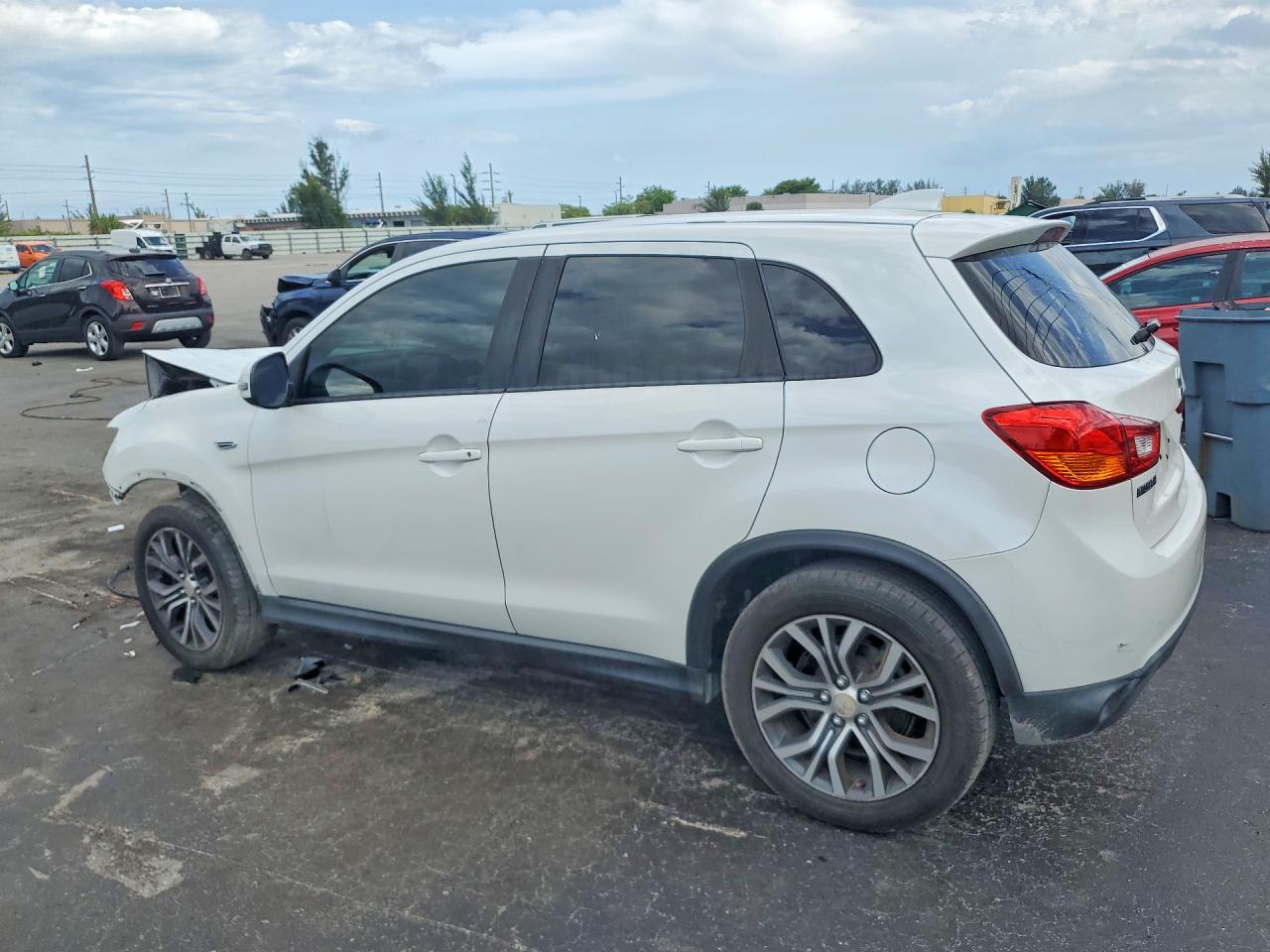 2017 MITSUBISHI OUTLANDER