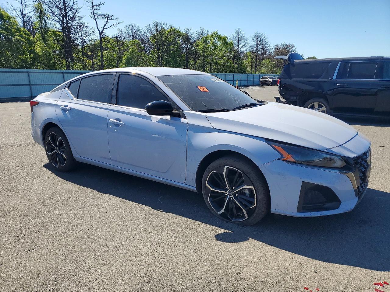 2025 NISSAN ALTIMA