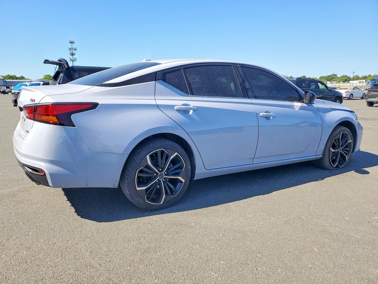 2025 NISSAN ALTIMA