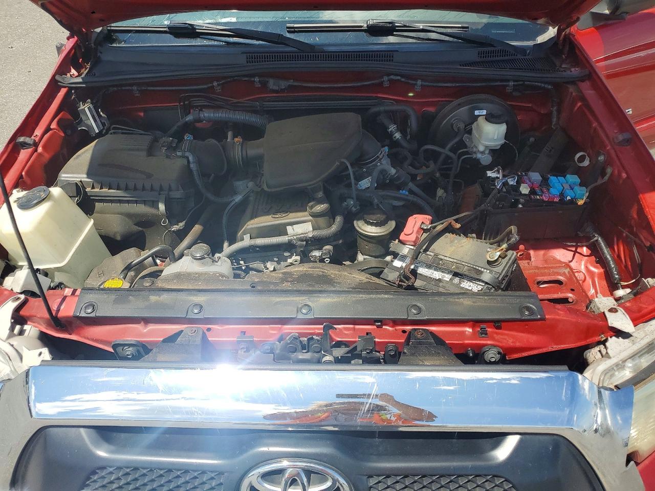 2013 TOYOTA TACOMA