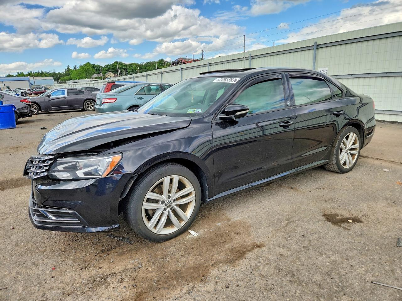 2019 VOLKSWAGEN PASSAT