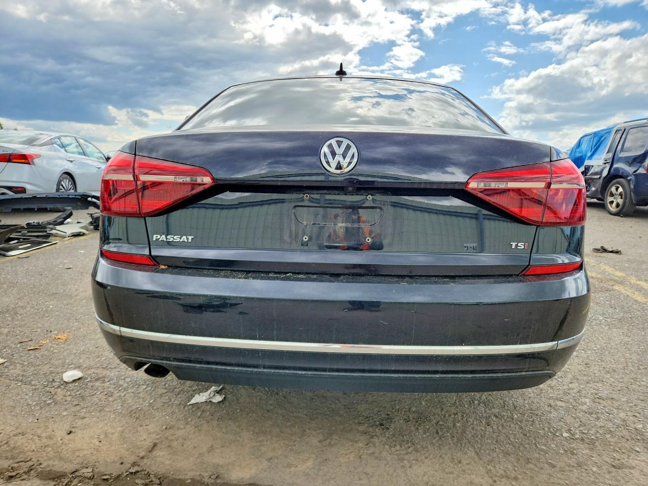 2019 VOLKSWAGEN PASSAT