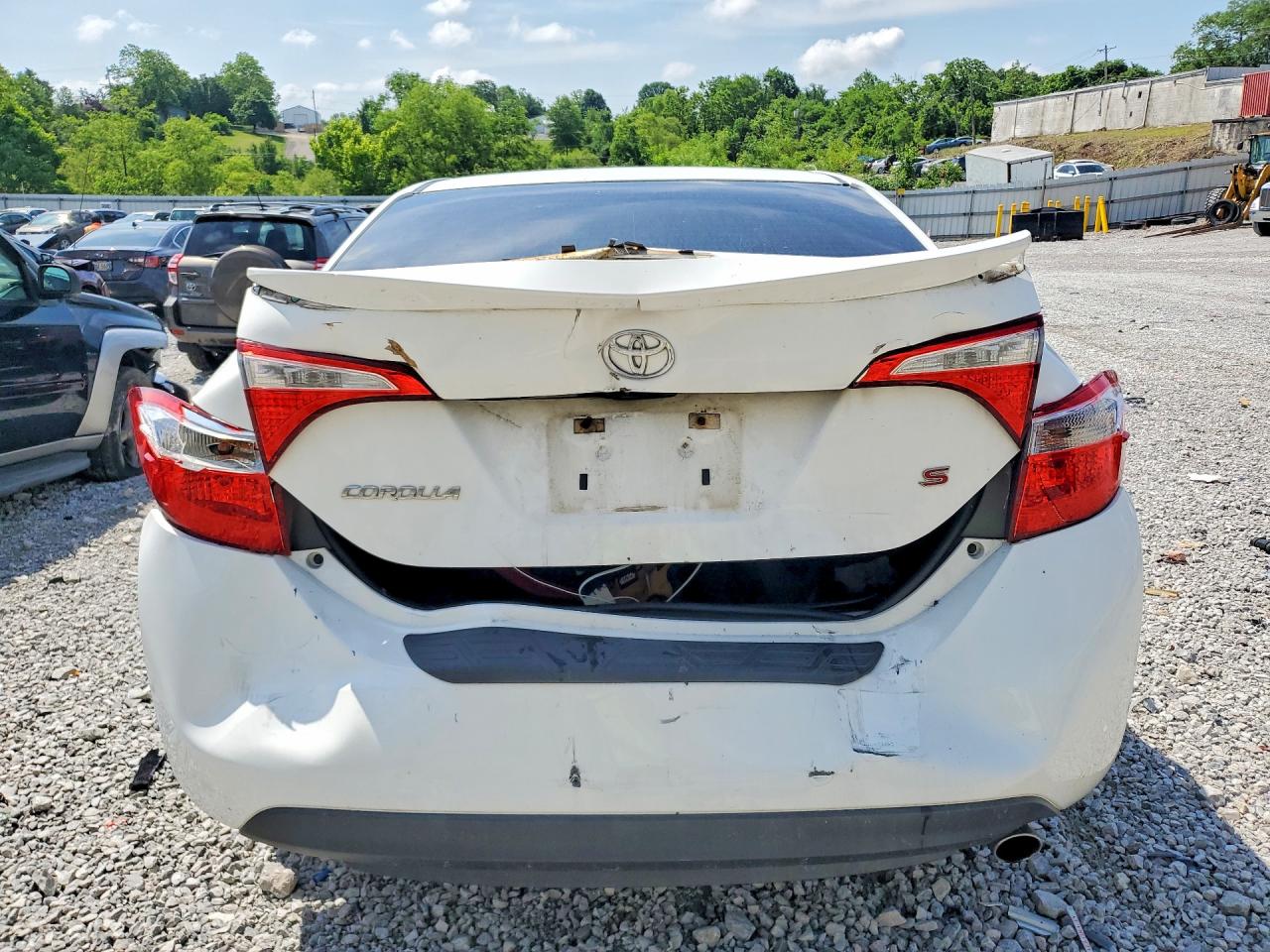 2016 TOYOTA COROLLA