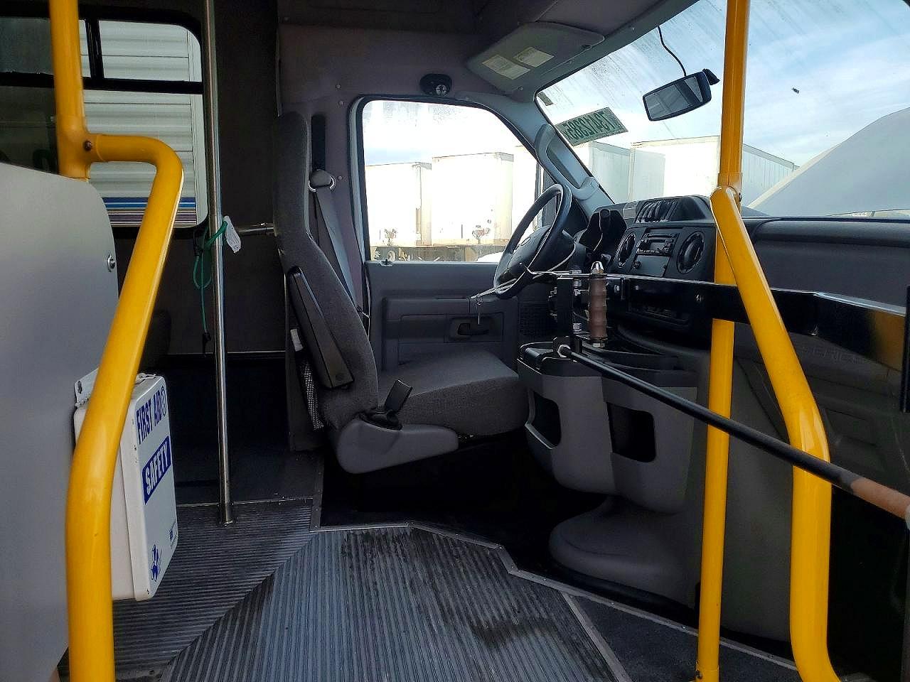 2015 FORD ECONOLINE