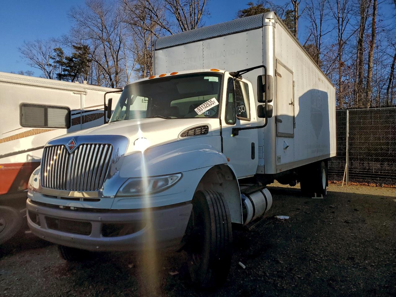 2019 INTERNATIONAL 4000 SERIE