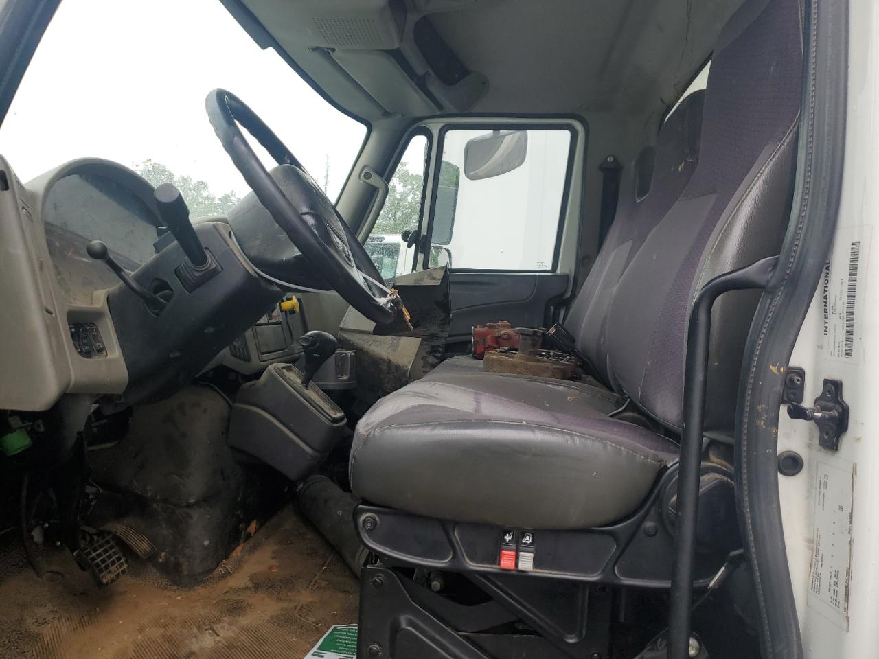 2019 INTERNATIONAL 4000 SERIE