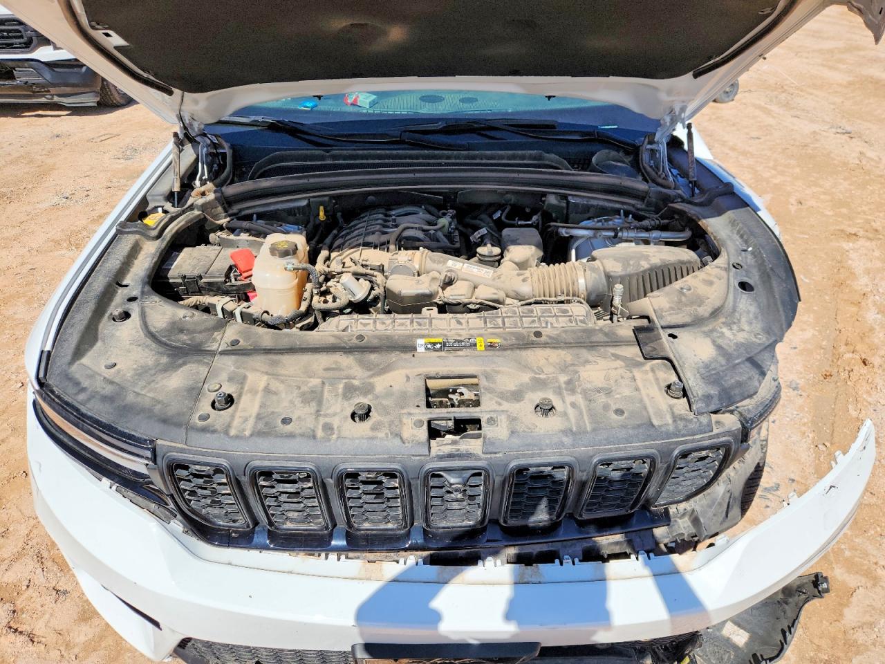 2023 JEEP CHEROKEE