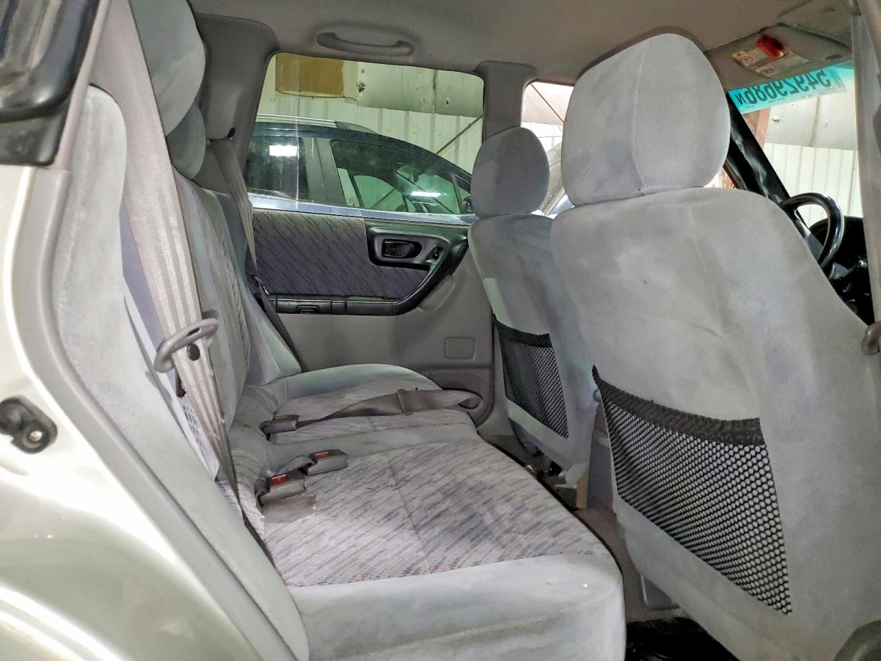 2000 SUBARU FORESTER