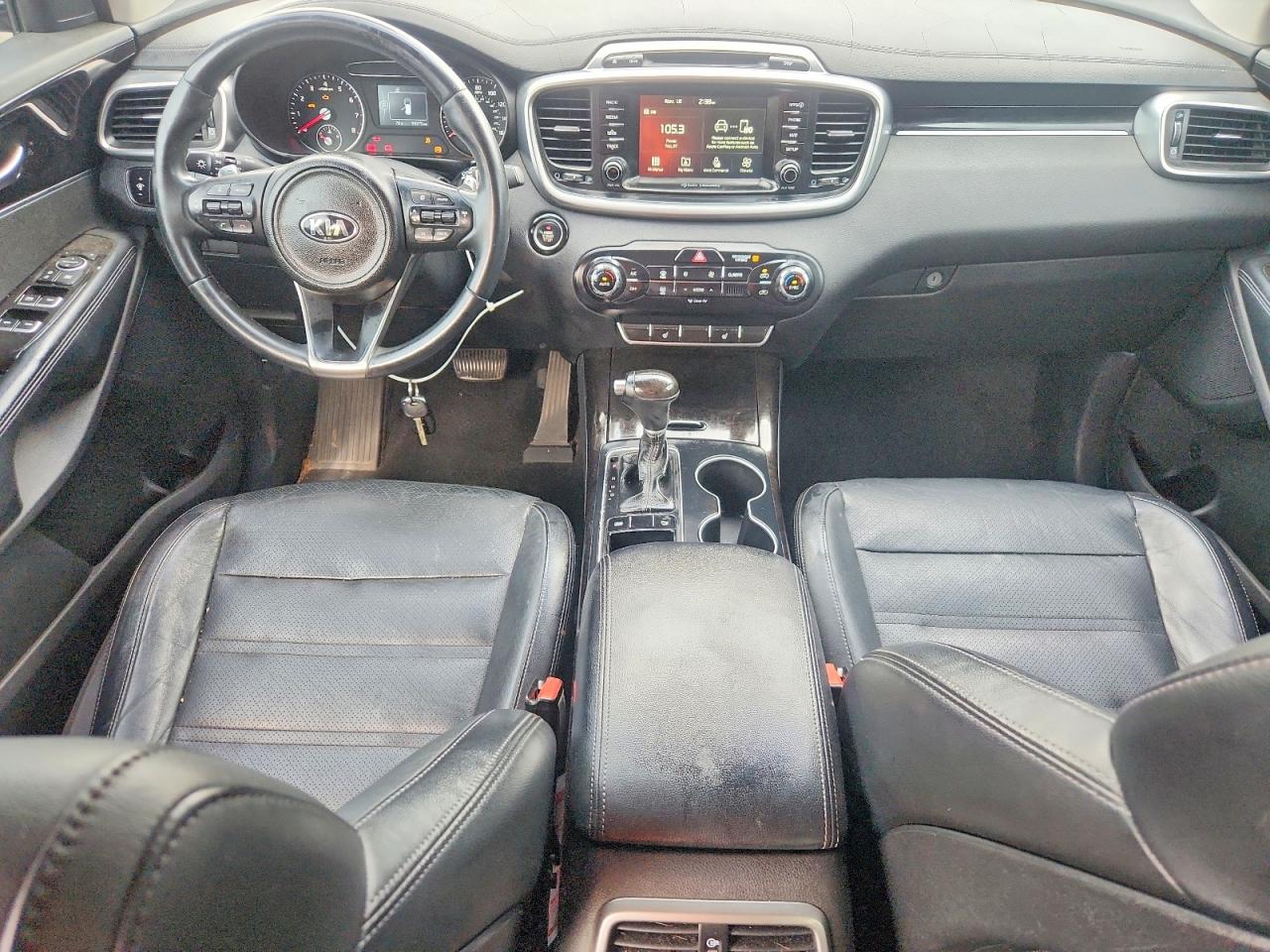 2017 KIA SORENTO
