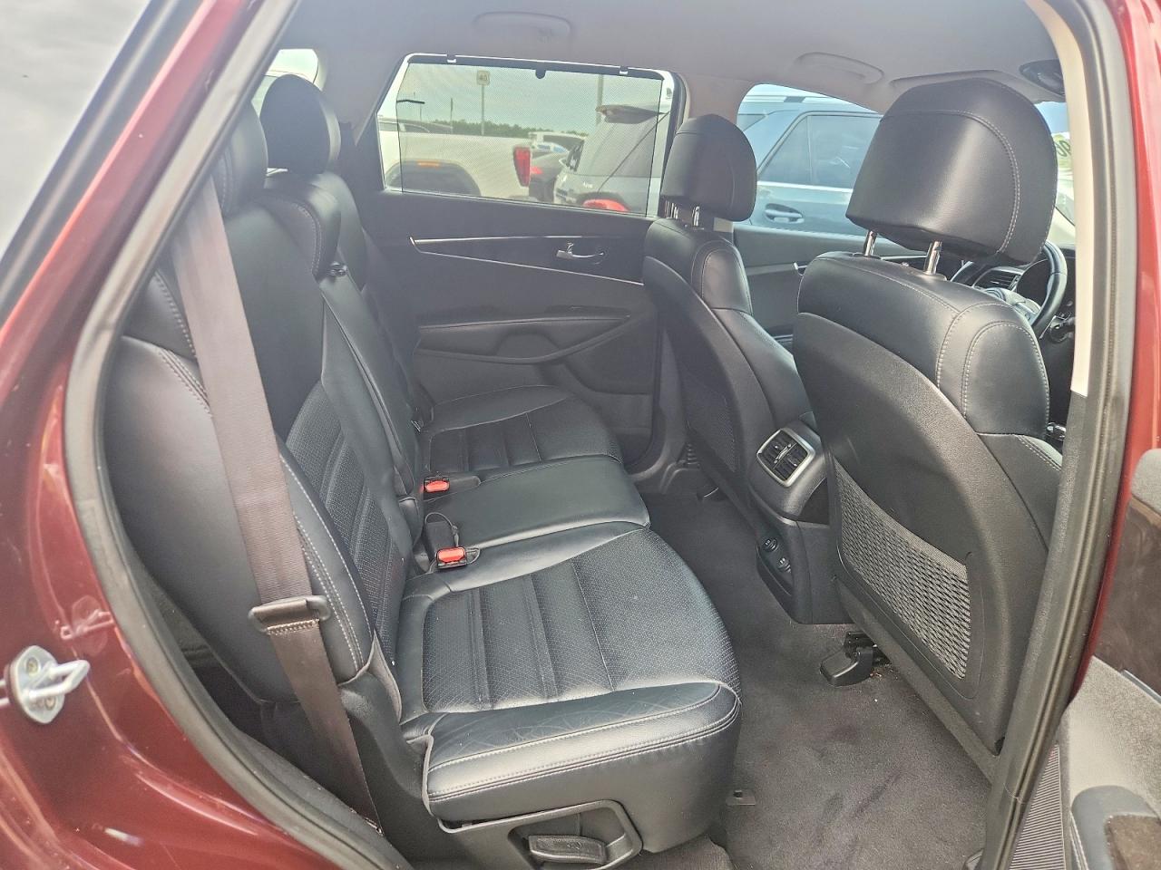 2017 KIA SORENTO