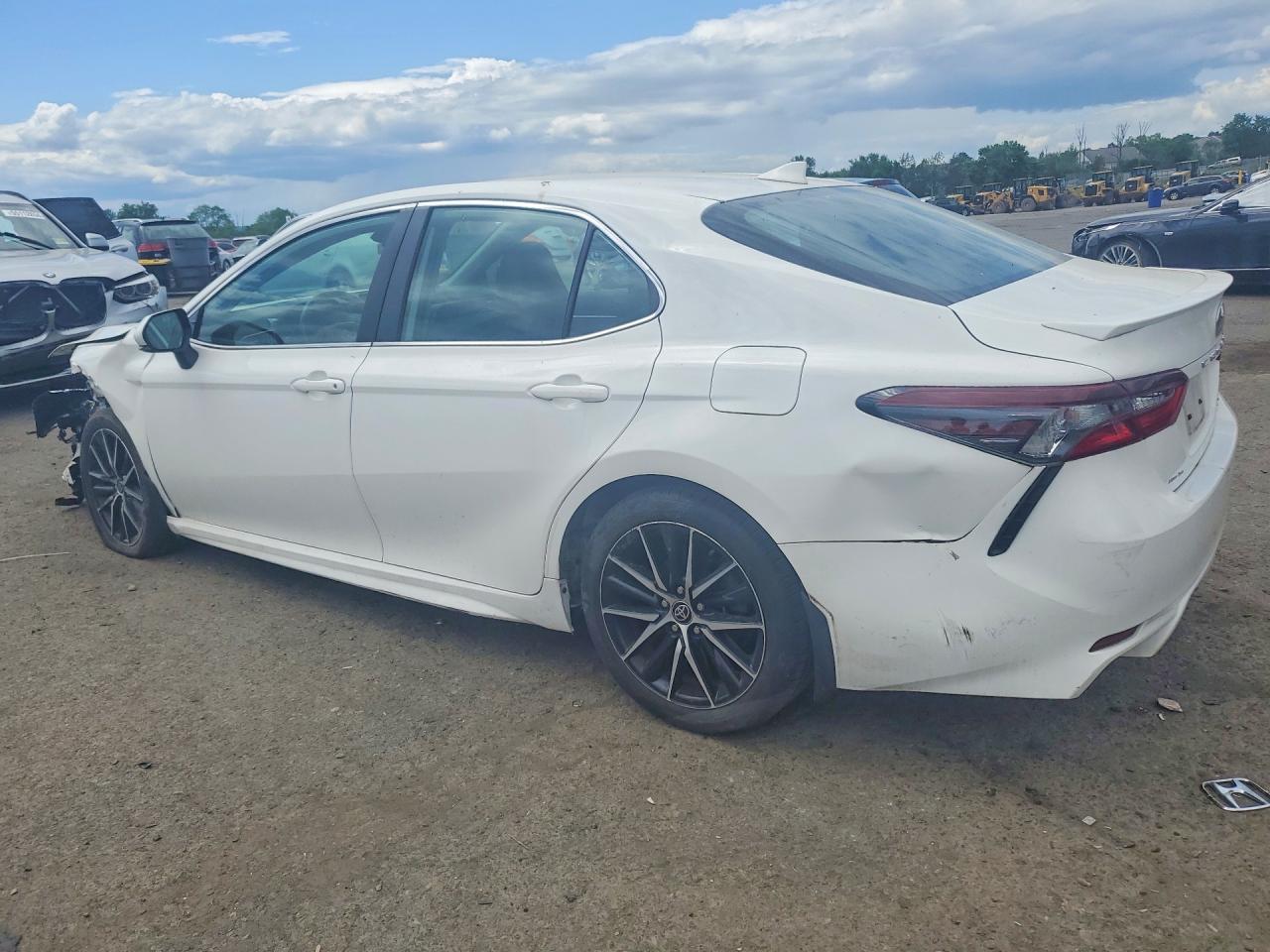 2022 TOYOTA CAMRY