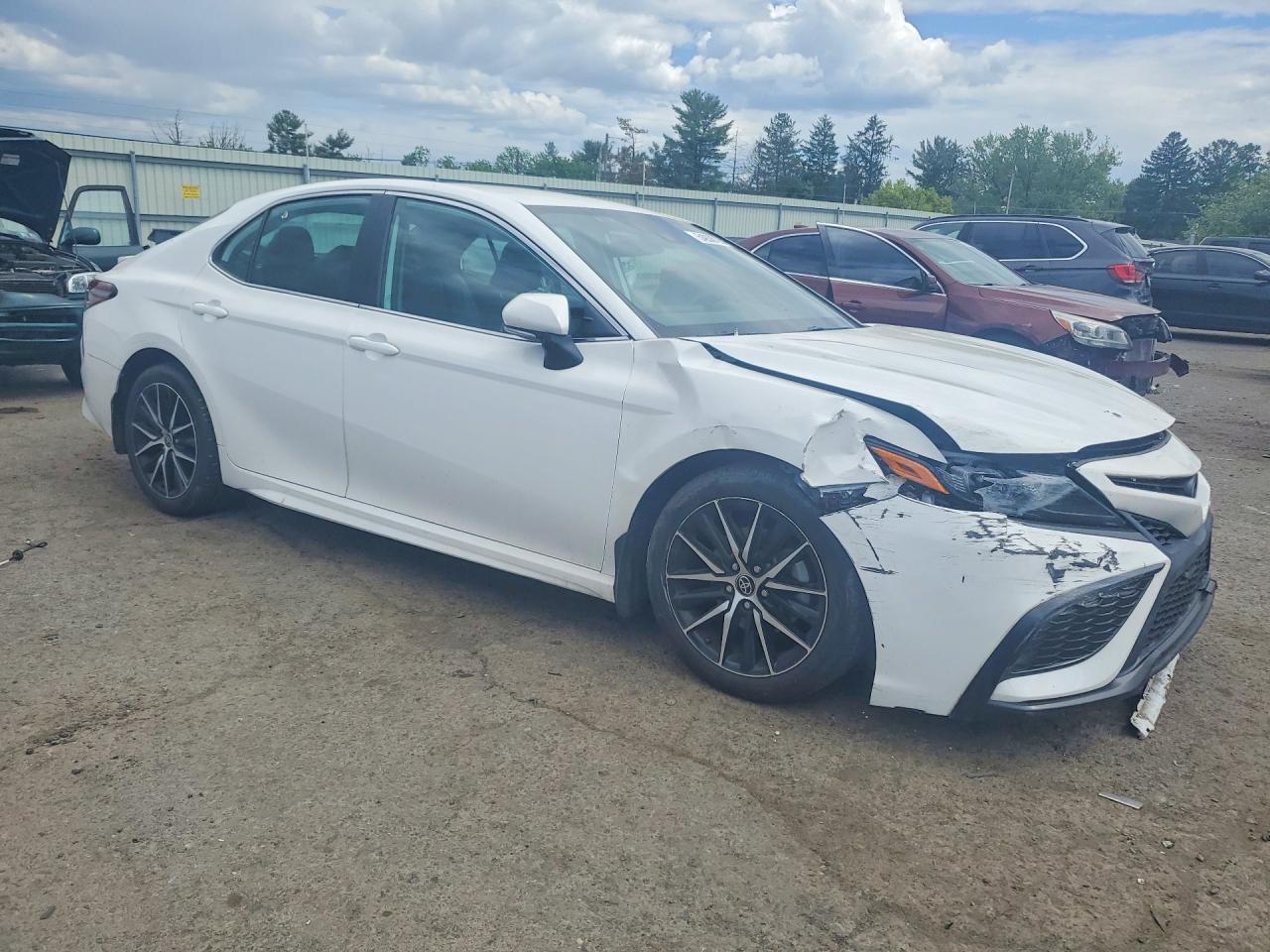2022 TOYOTA CAMRY