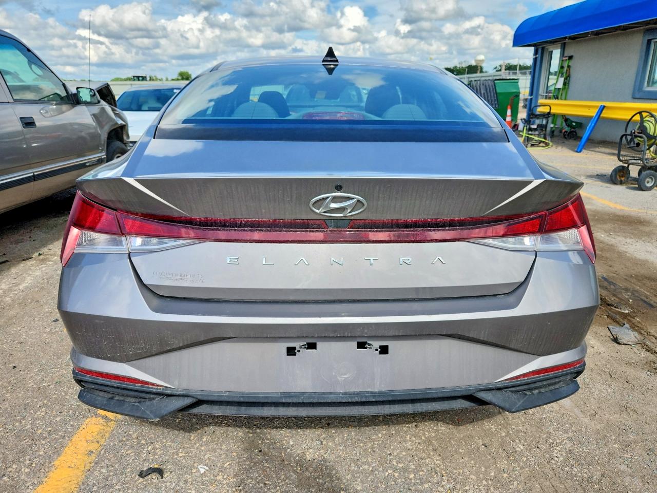 2021 HYUNDAI ELANTRA
