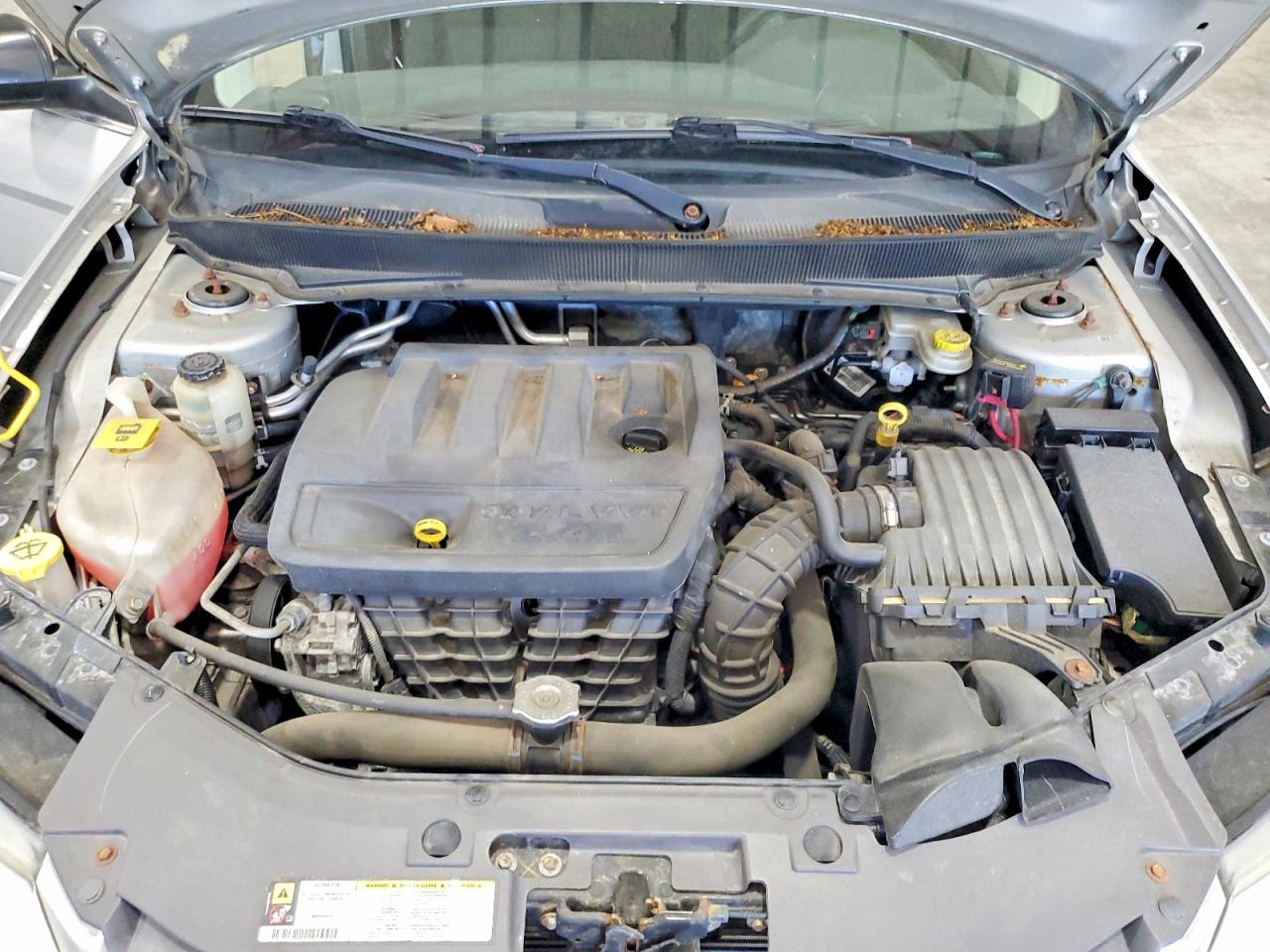 2010 CHRYSLER SEBRING