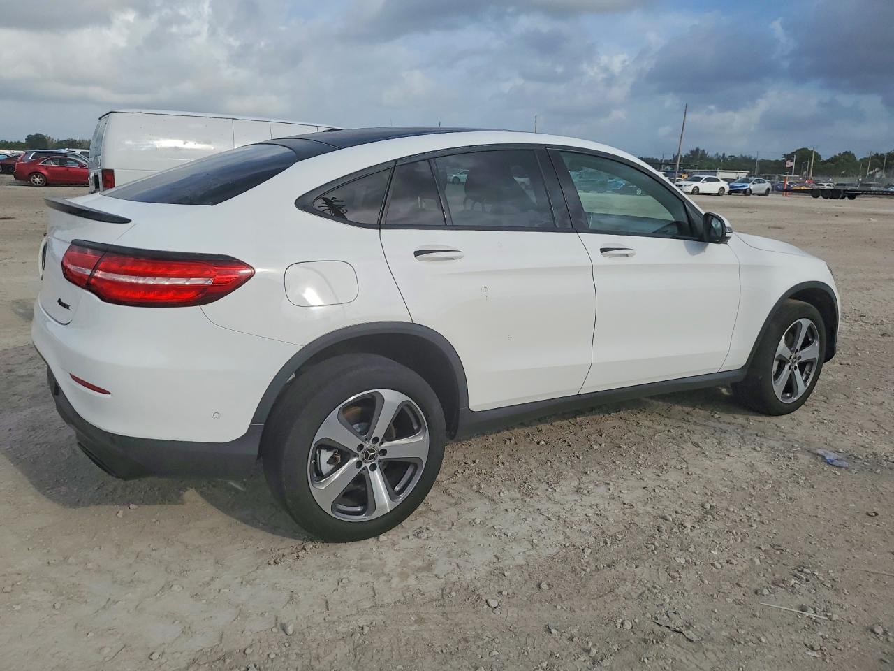 2019 MERCEDES-BENZ GLC-CLASS