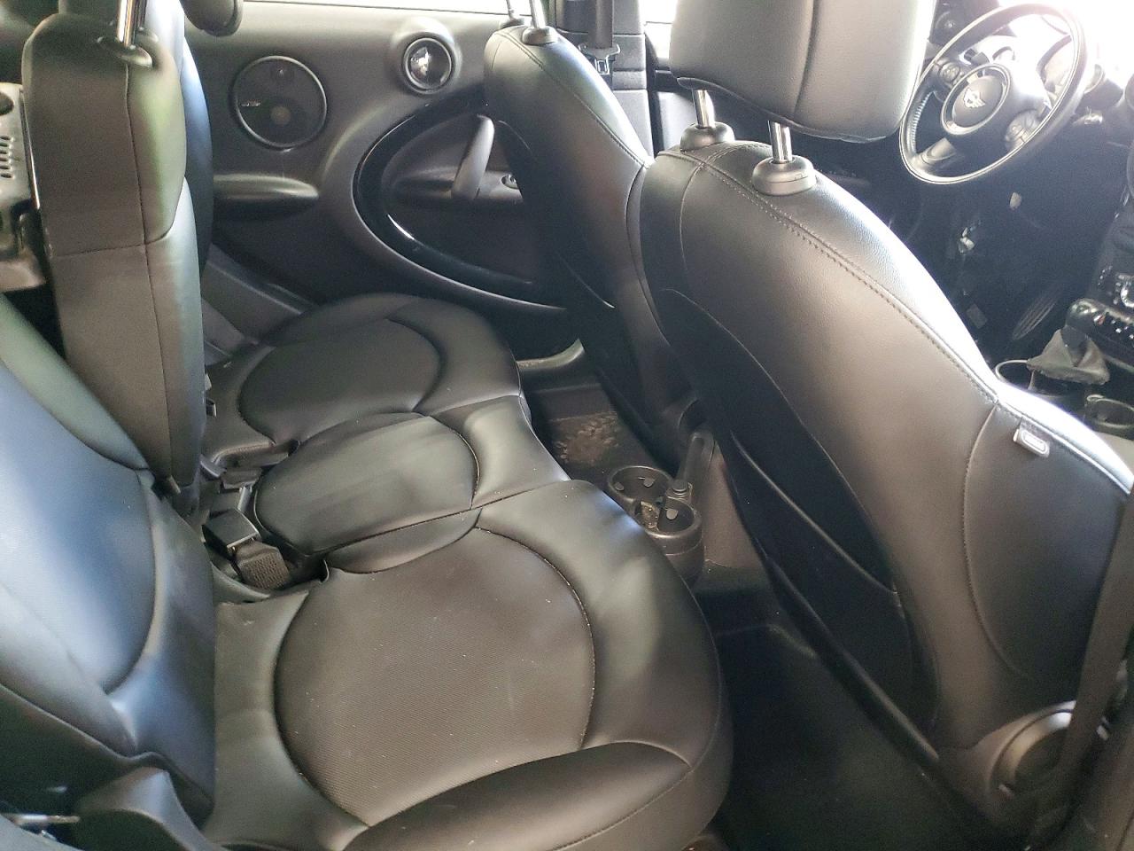 2016 MINI COOPER