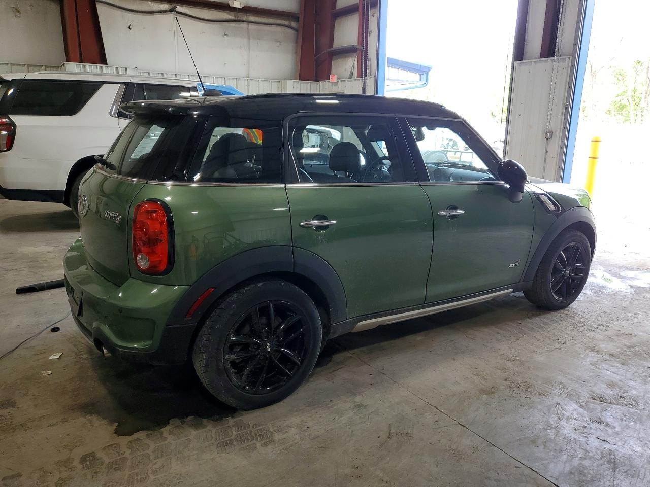 2016 MINI COOPER