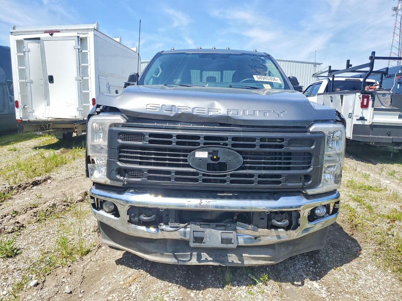 2024 FORD F350