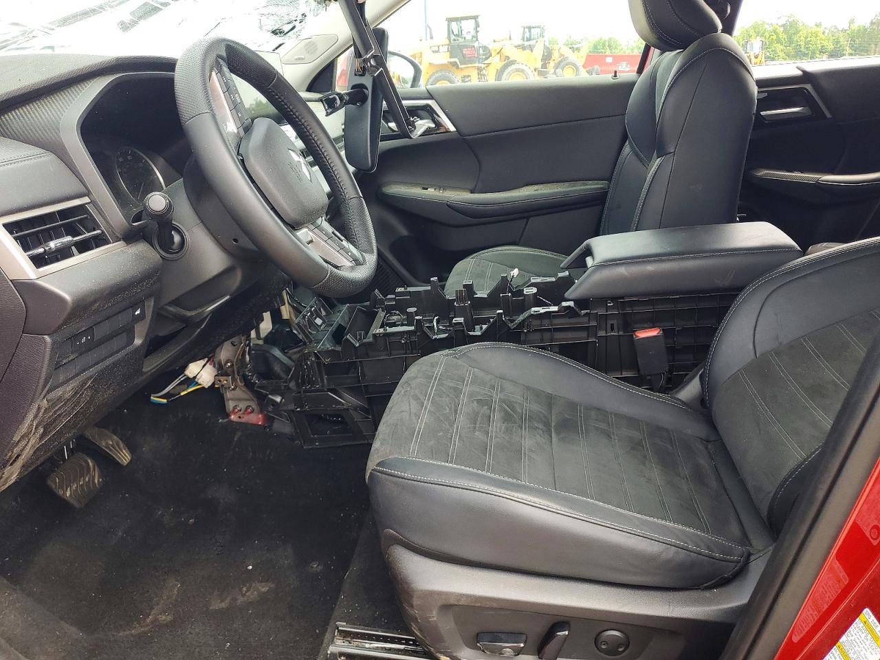2025 MITSUBISHI OUTLANDER