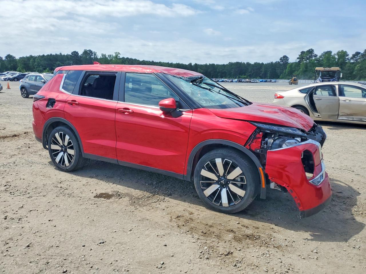 2025 MITSUBISHI OUTLANDER