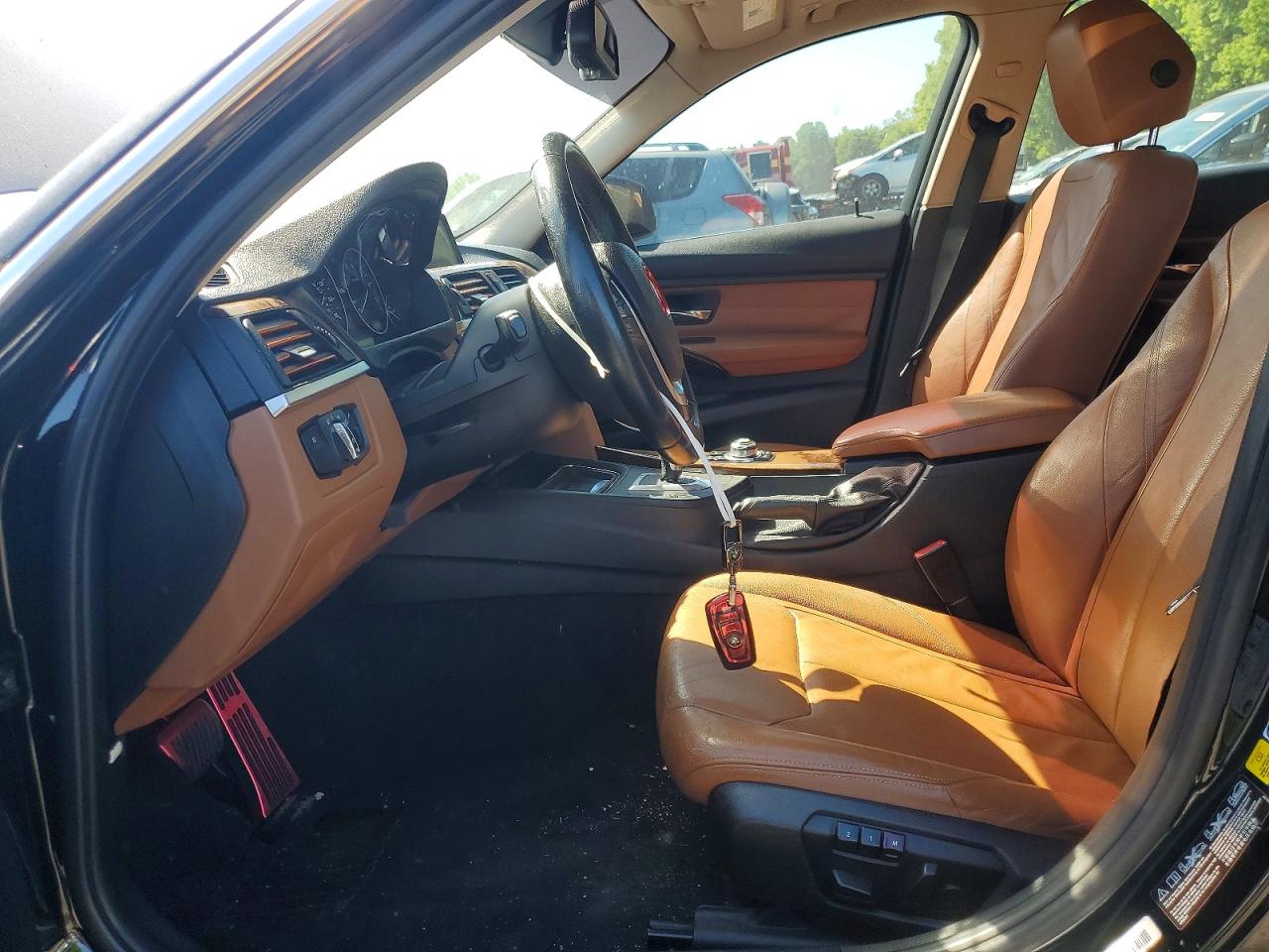 2013 BMW 1 SERIES