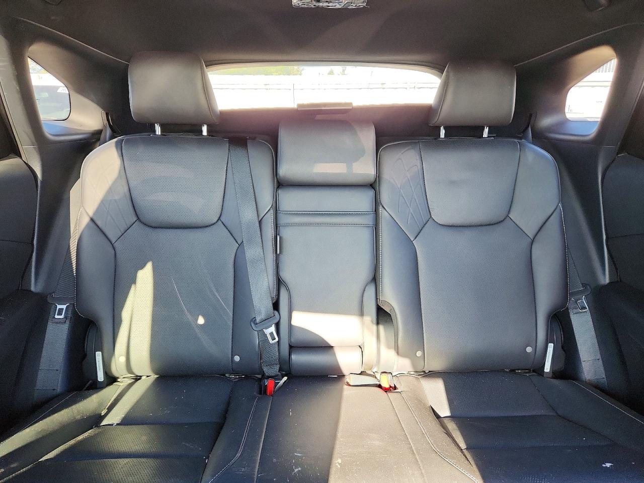 2023 LEXUS RX300
