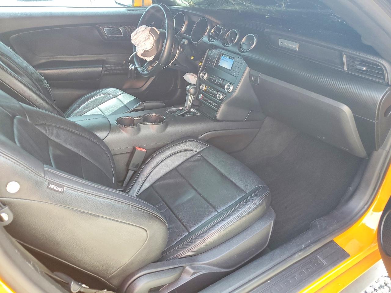 2019 FORD MUSTANG