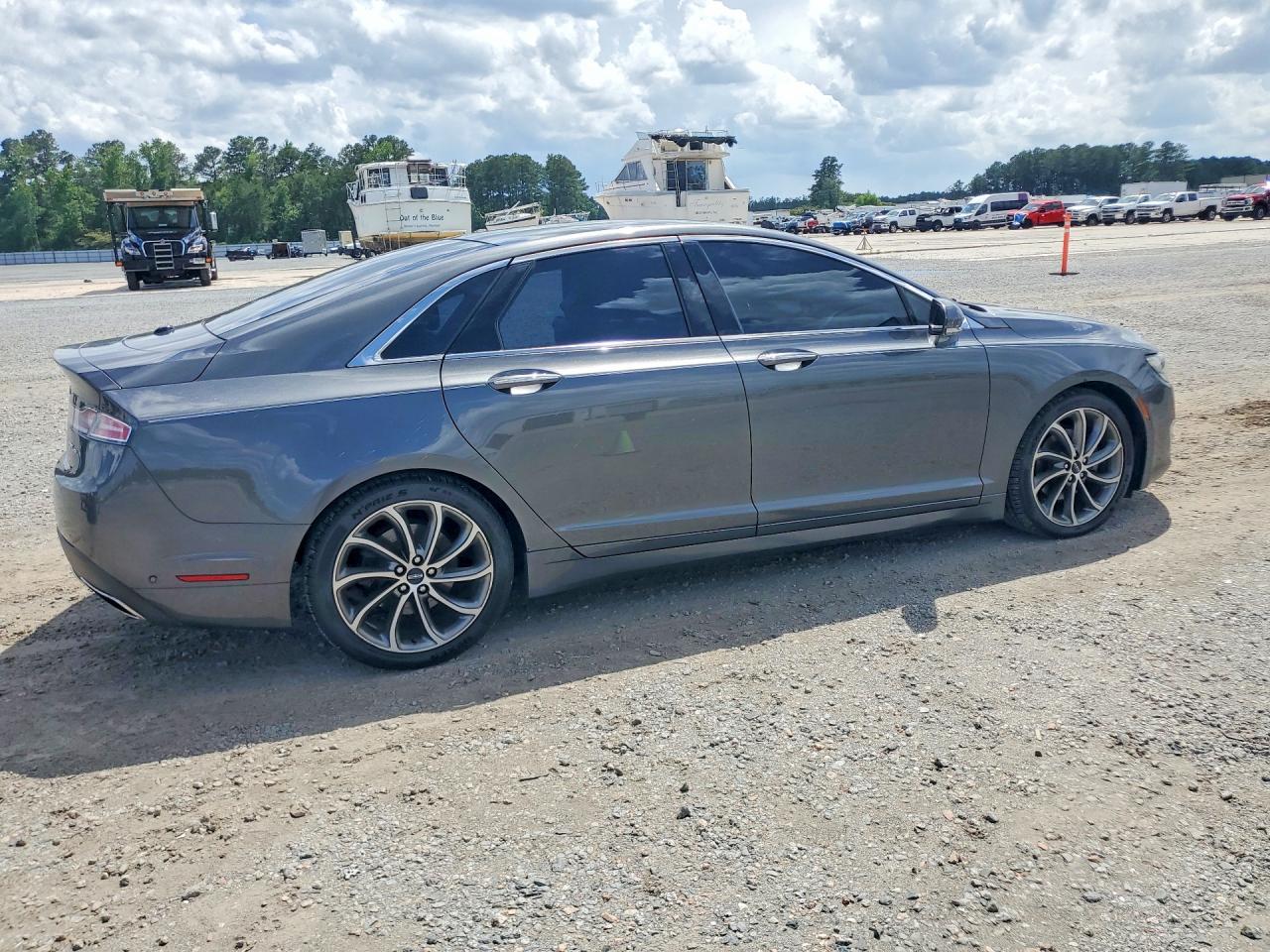 2018 LINCOLN MKZ