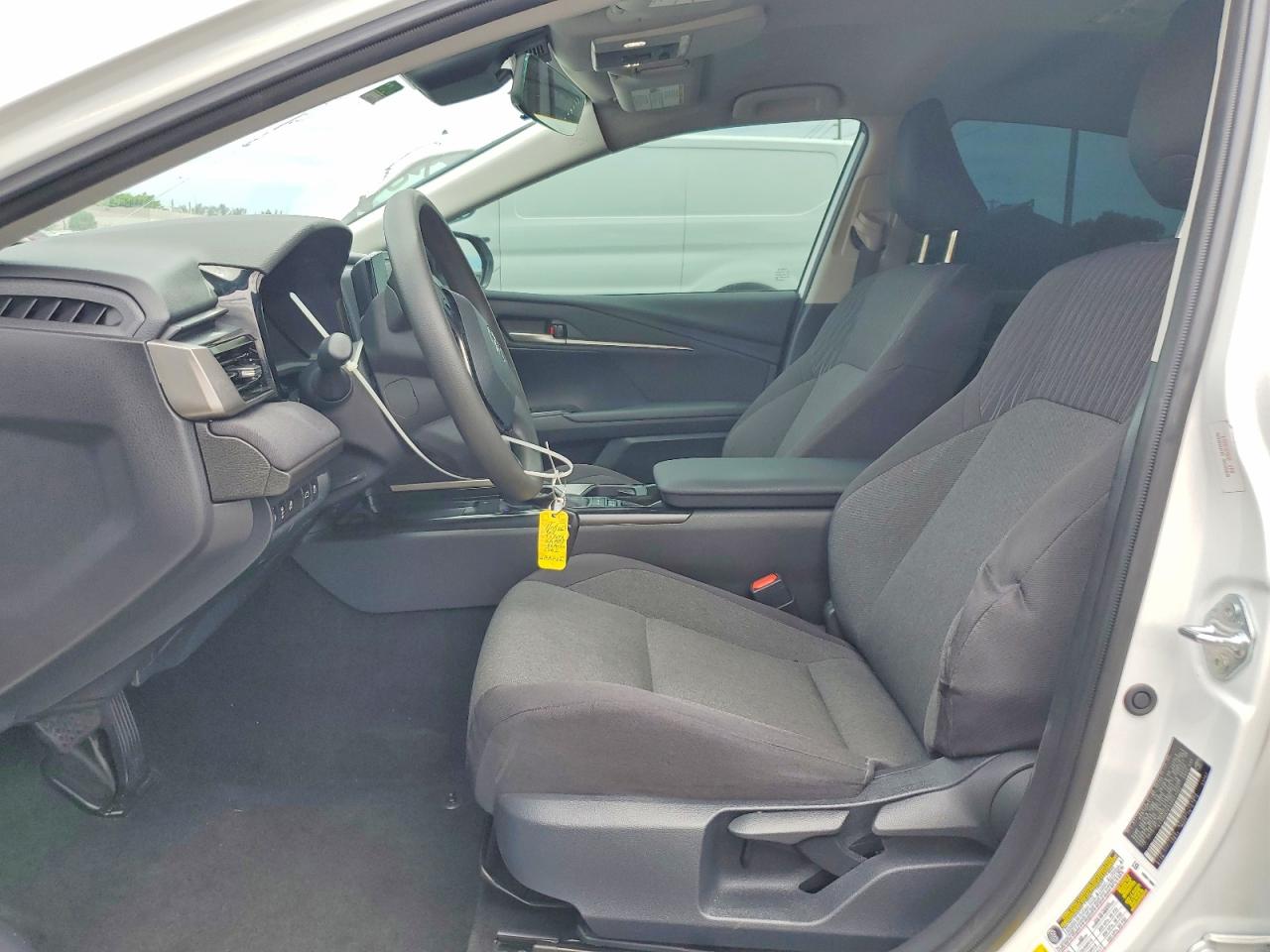 2025 TOYOTA CAMRY