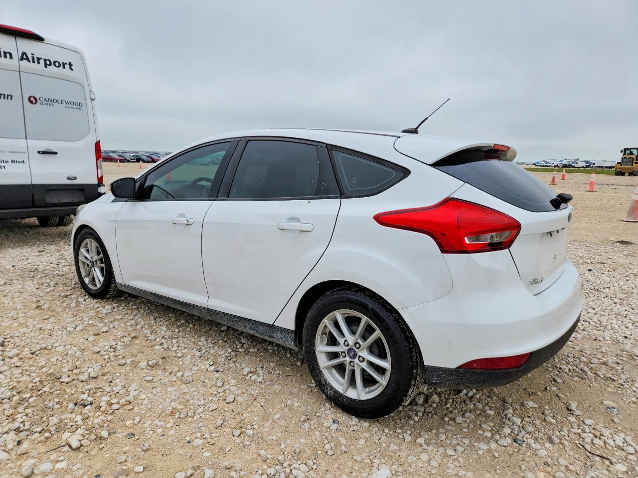2016 FORD FOCUS