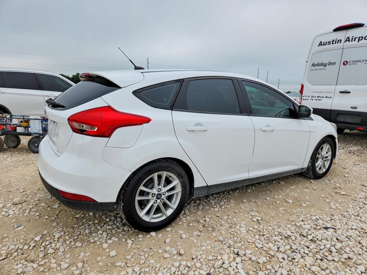 2016 FORD FOCUS