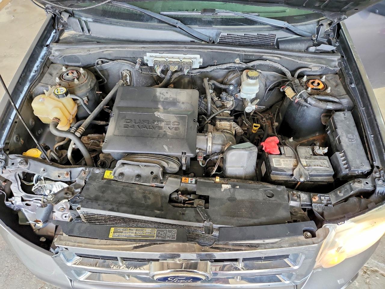 2010 FORD ESCAPE