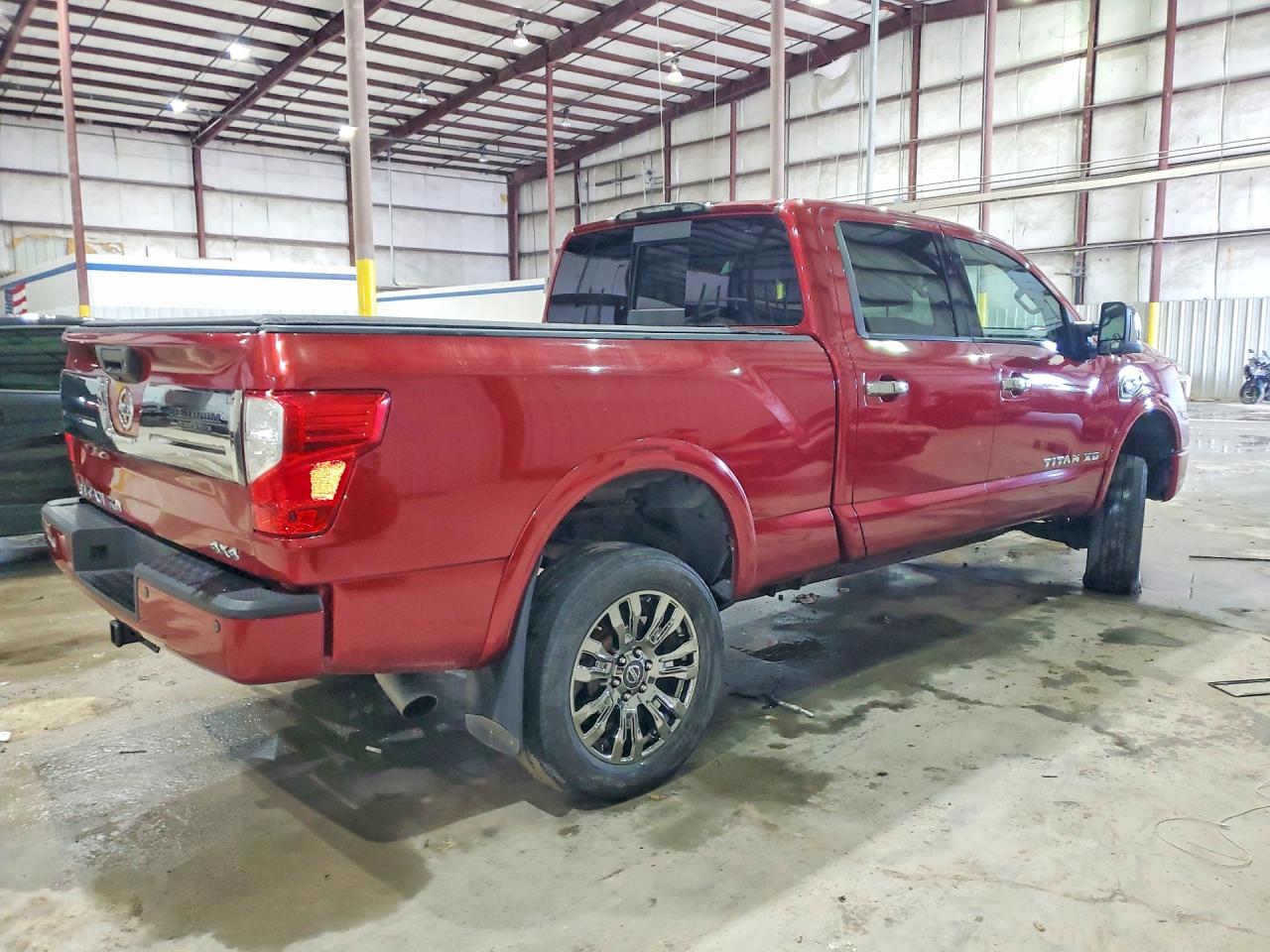2016 NISSAN TITAN