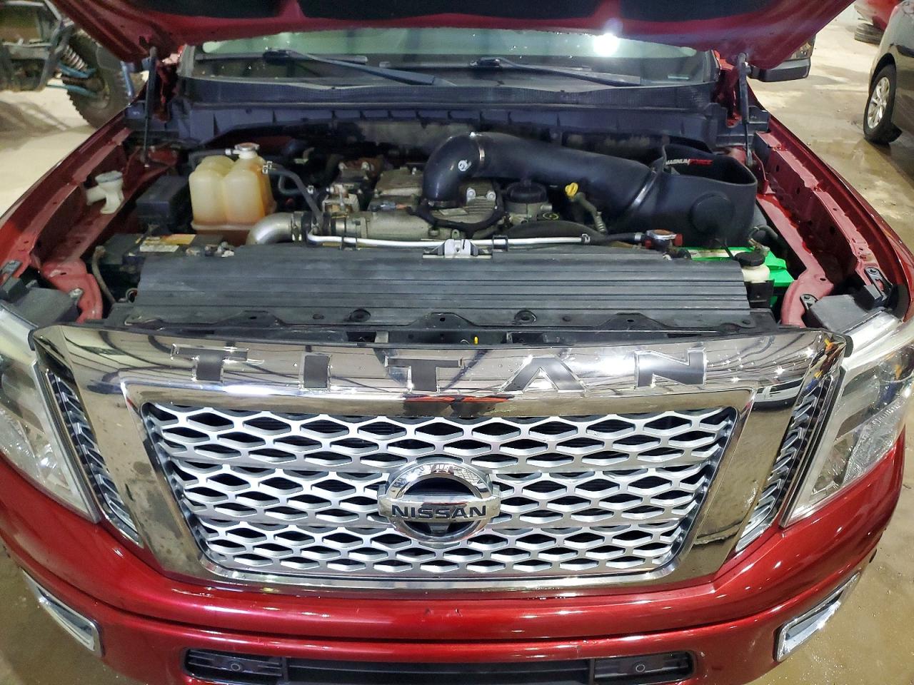 2016 NISSAN TITAN