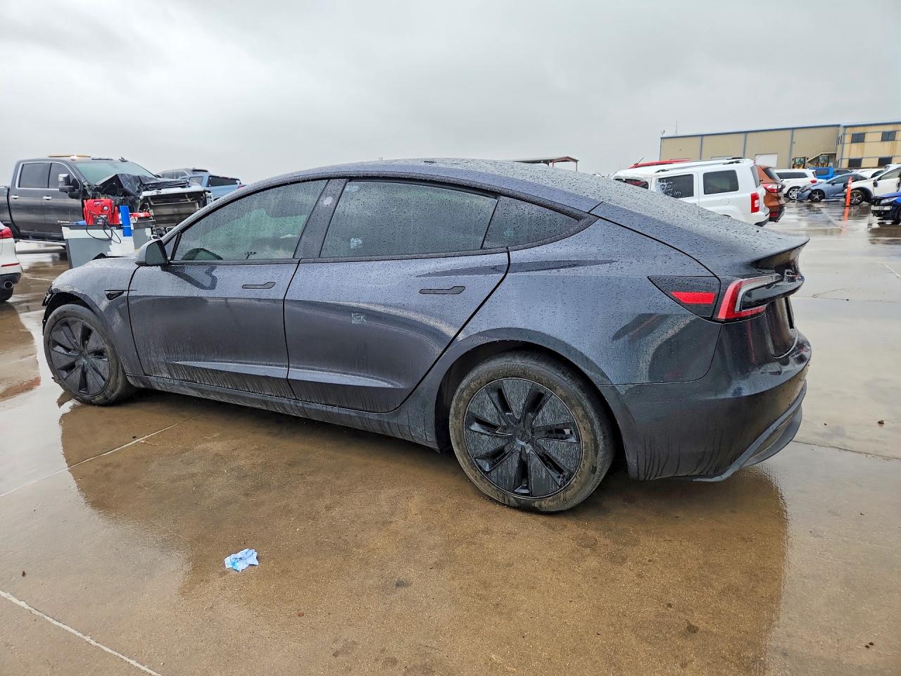 2024 TESLA MODEL 3