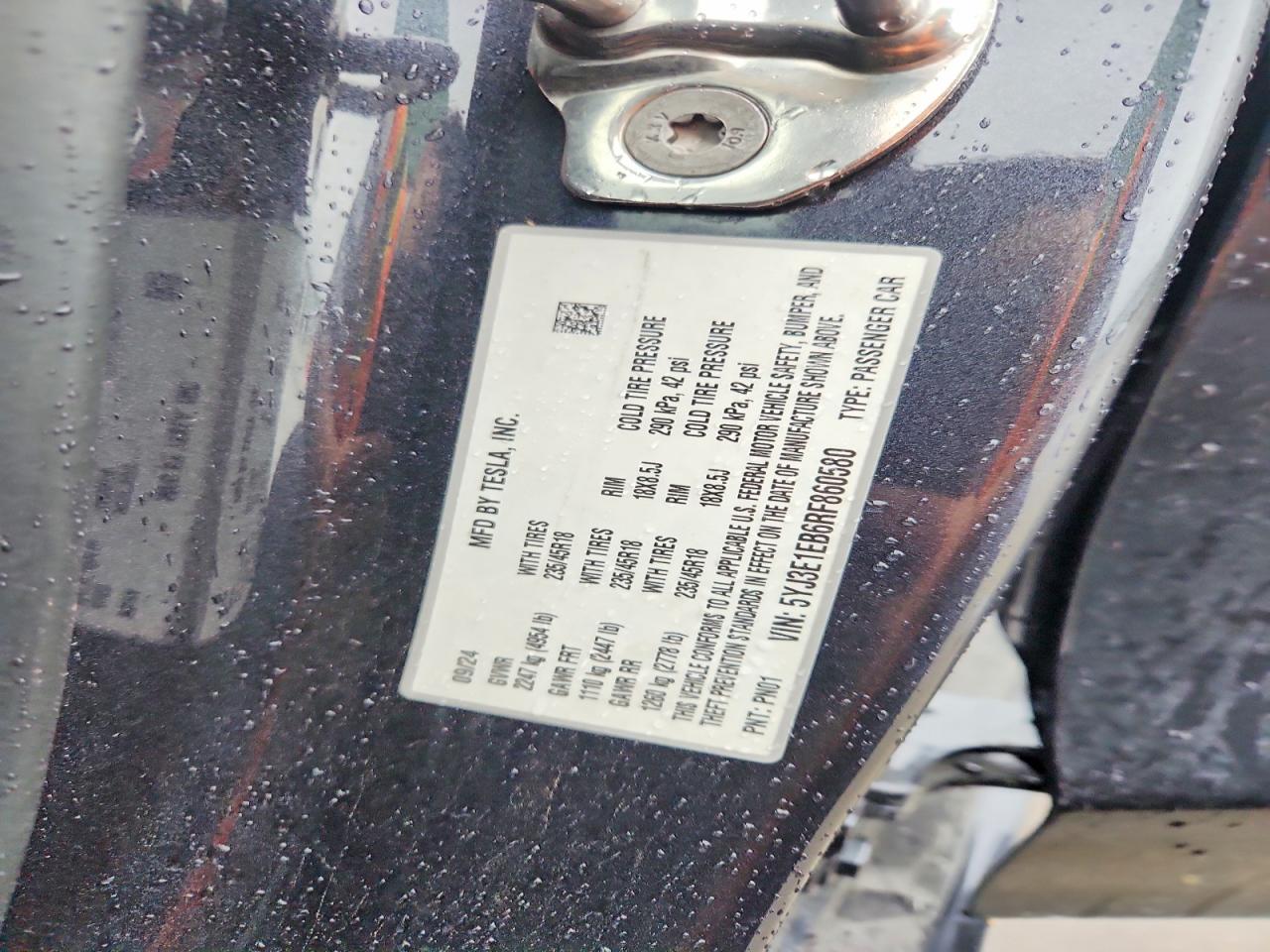 2024 TESLA MODEL 3