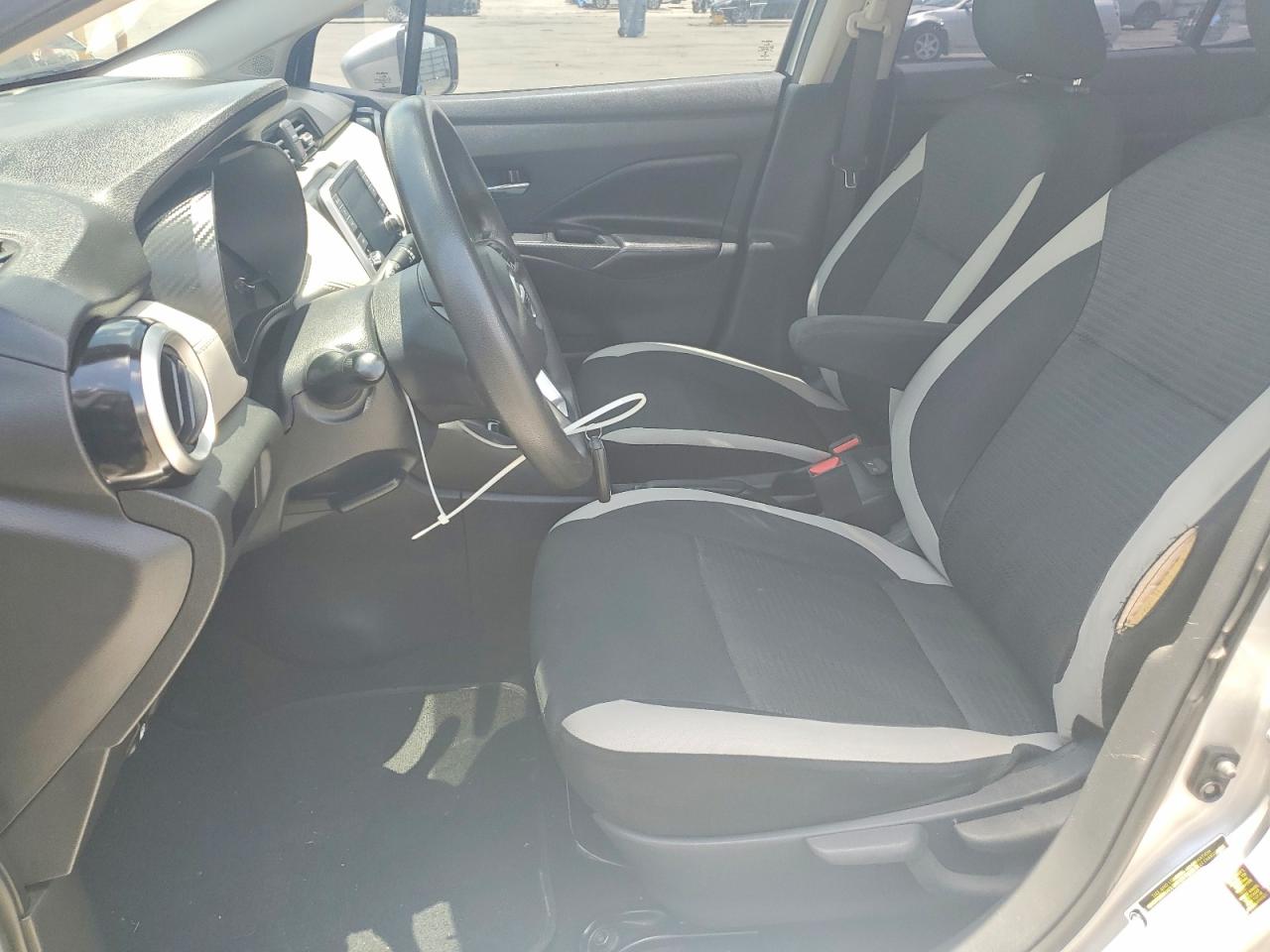 2020 NISSAN VERSA