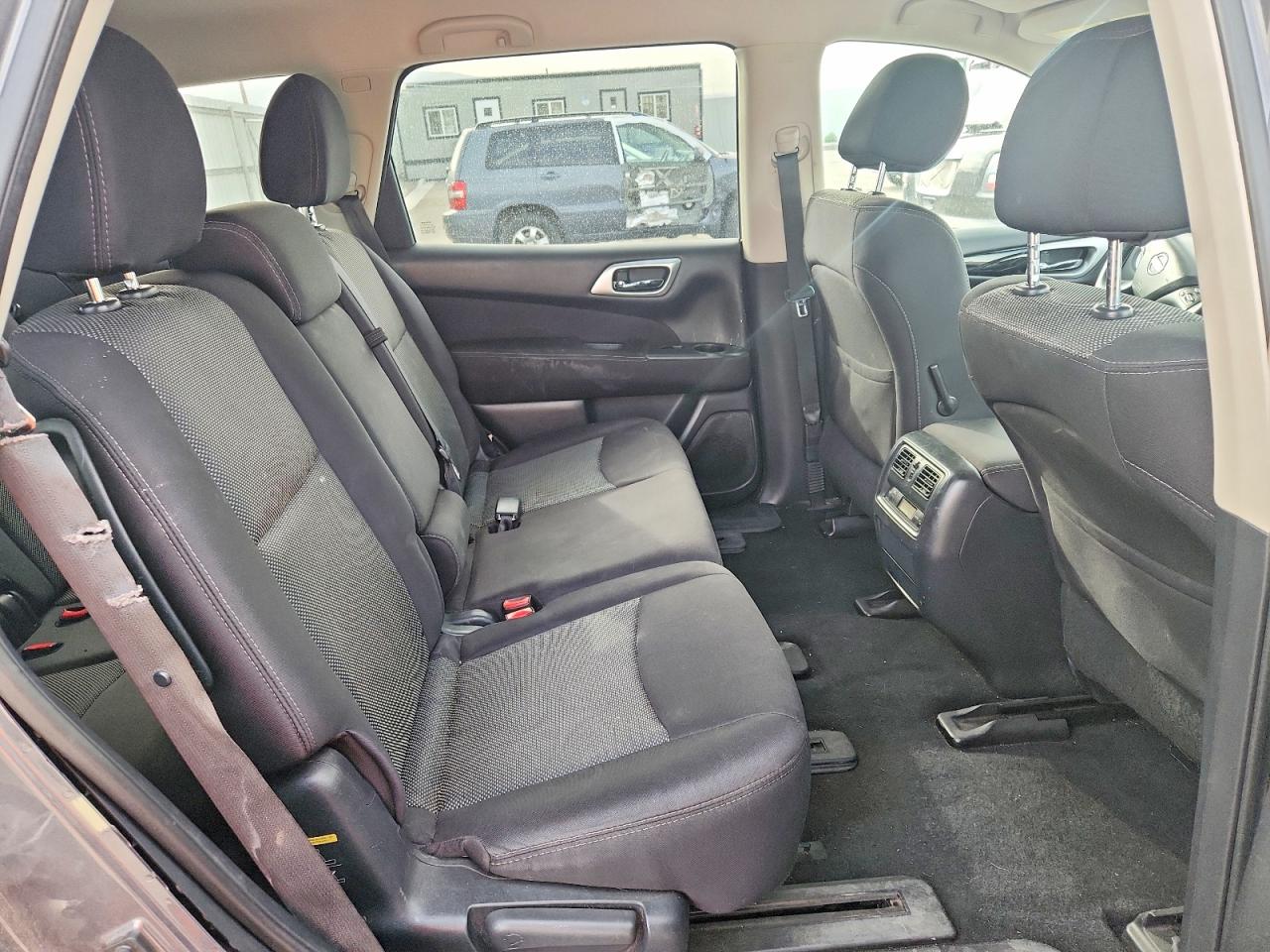 2017 NISSAN PATHFINDER