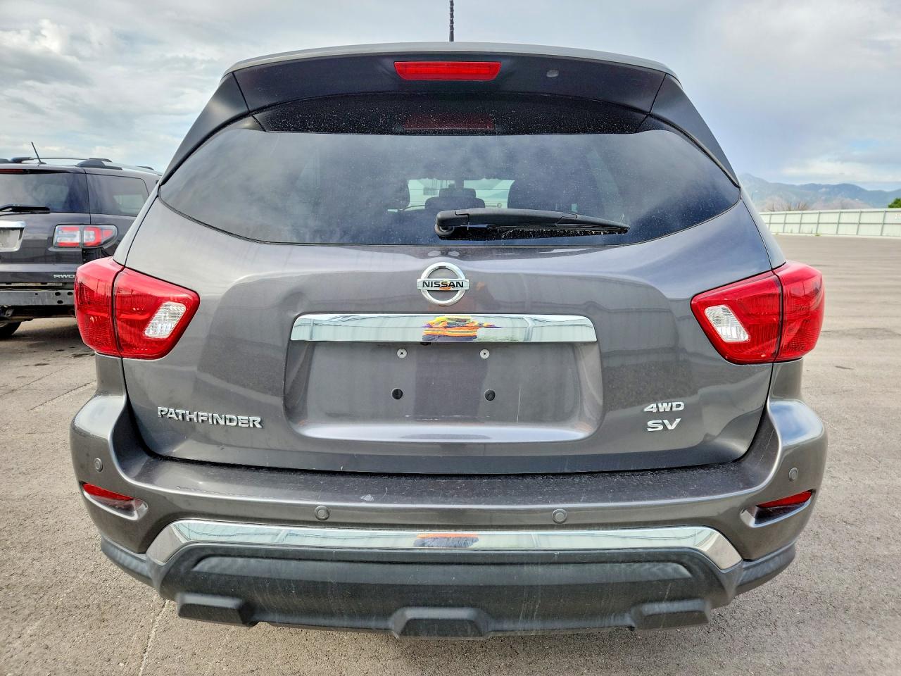 2017 NISSAN PATHFINDER